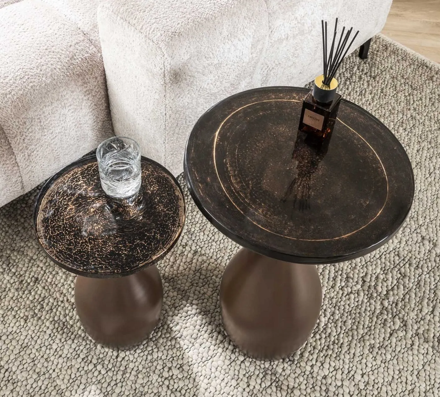 Couchtisch Mira 2 | tropfenförmig | Glas | Antikkupfer