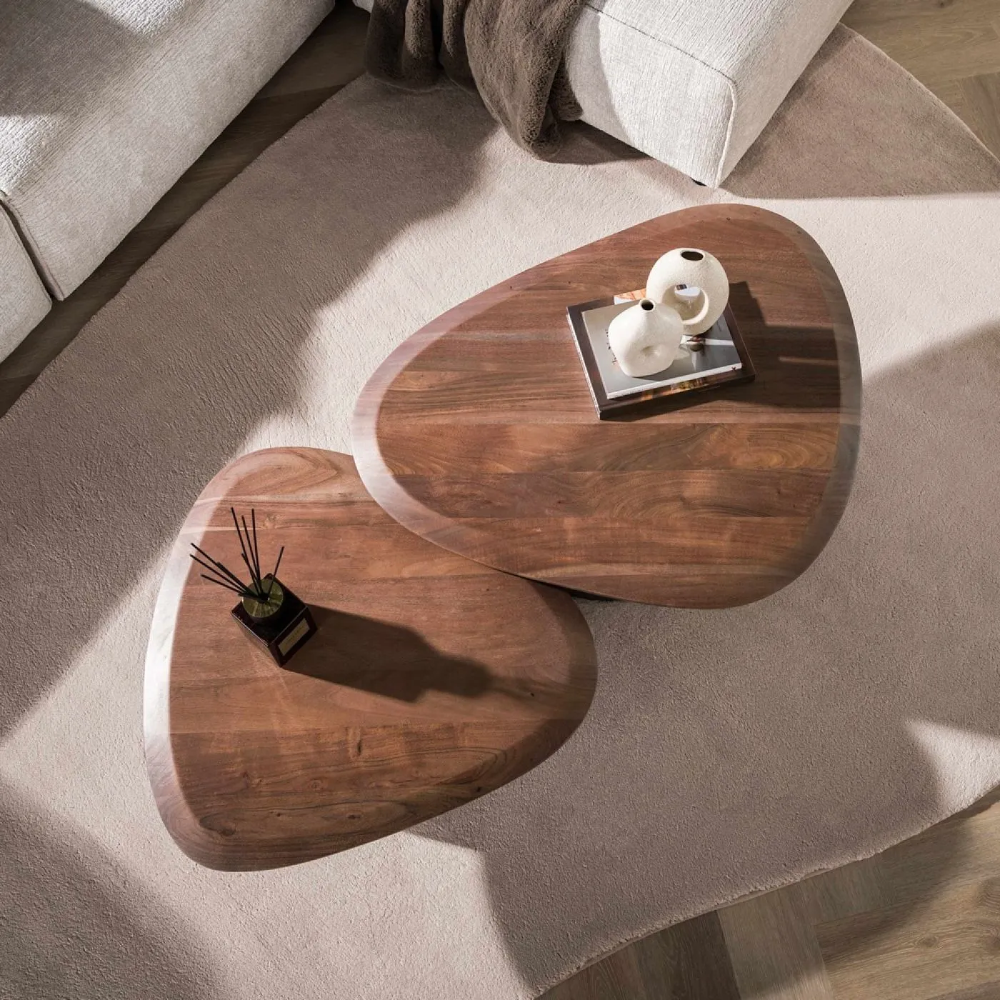 Couchtisch Set Iduna | 2-teilig | dreieckig | Akazie massiv | Braun