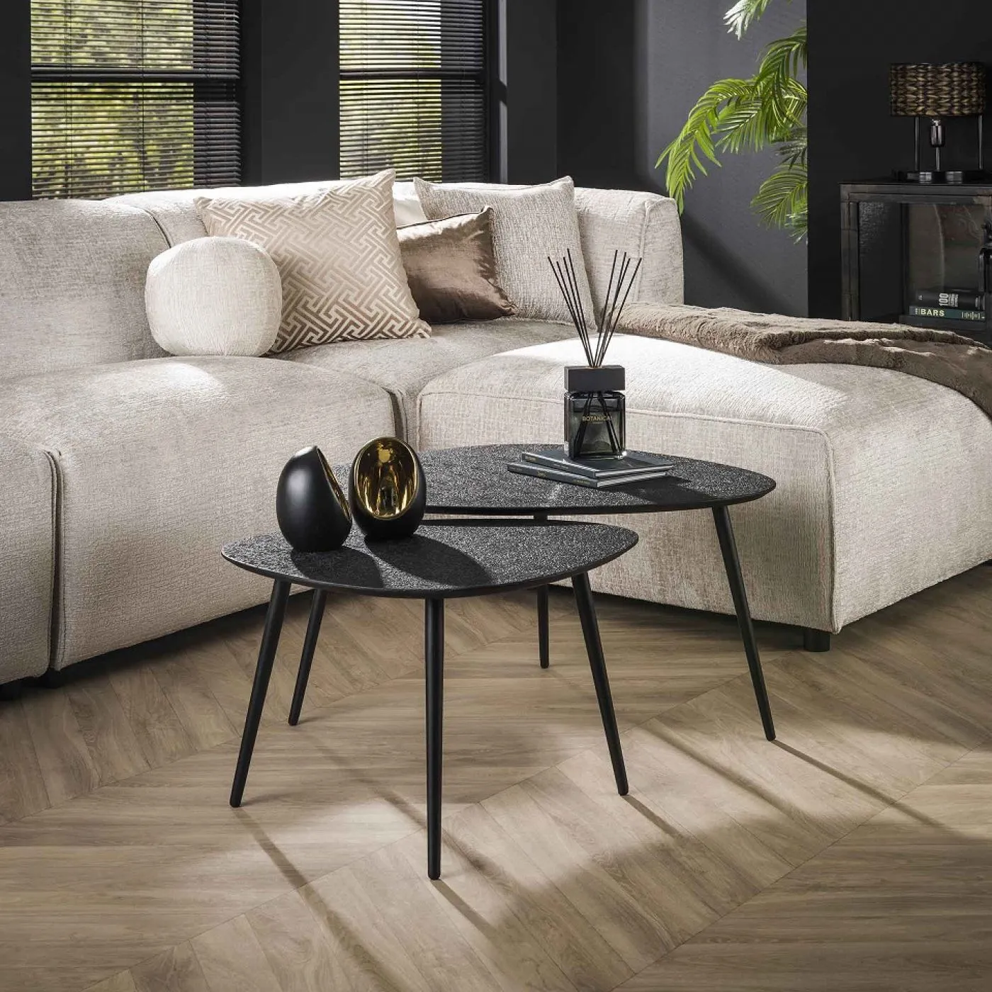 Couchtisch Set Sai dreieckig | 2-teilig | Metall | metallic schwarz
