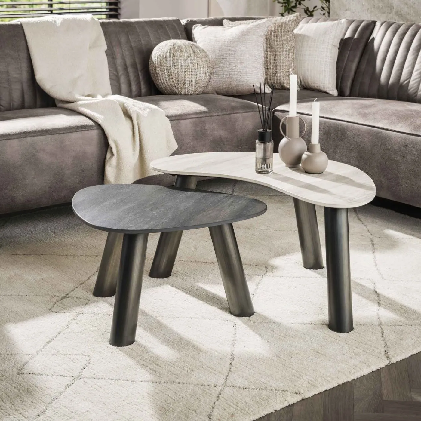 Couchtisch Set Tupi | 2-teilig | nierenförmig | Keramik Travertin | schwarz & grau