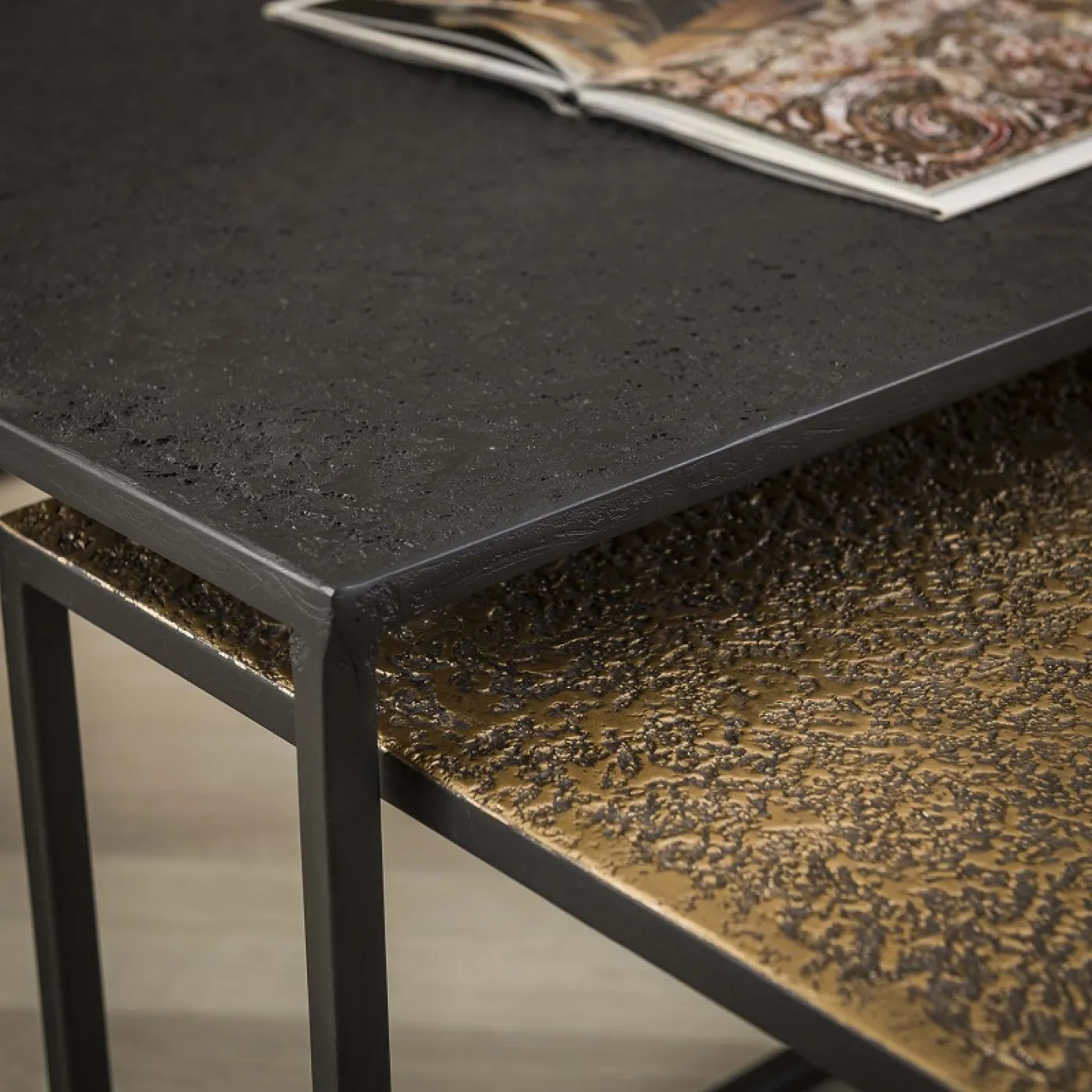 Couchtischset Vuel | 2-teilig | Metall | schwarzgrau / antike Bronze