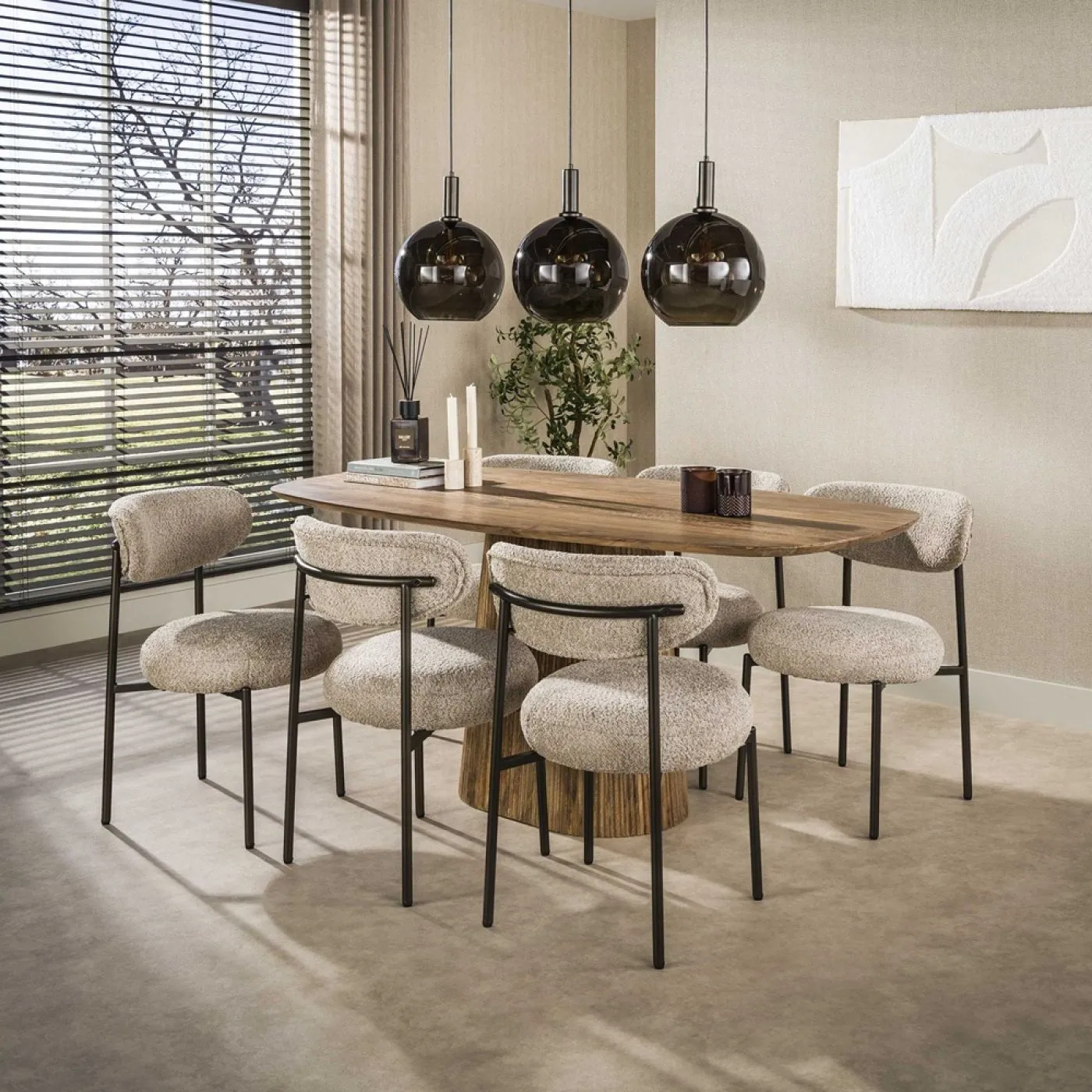 Esstisch Board | 180cm | oval | Mango massiv | sand