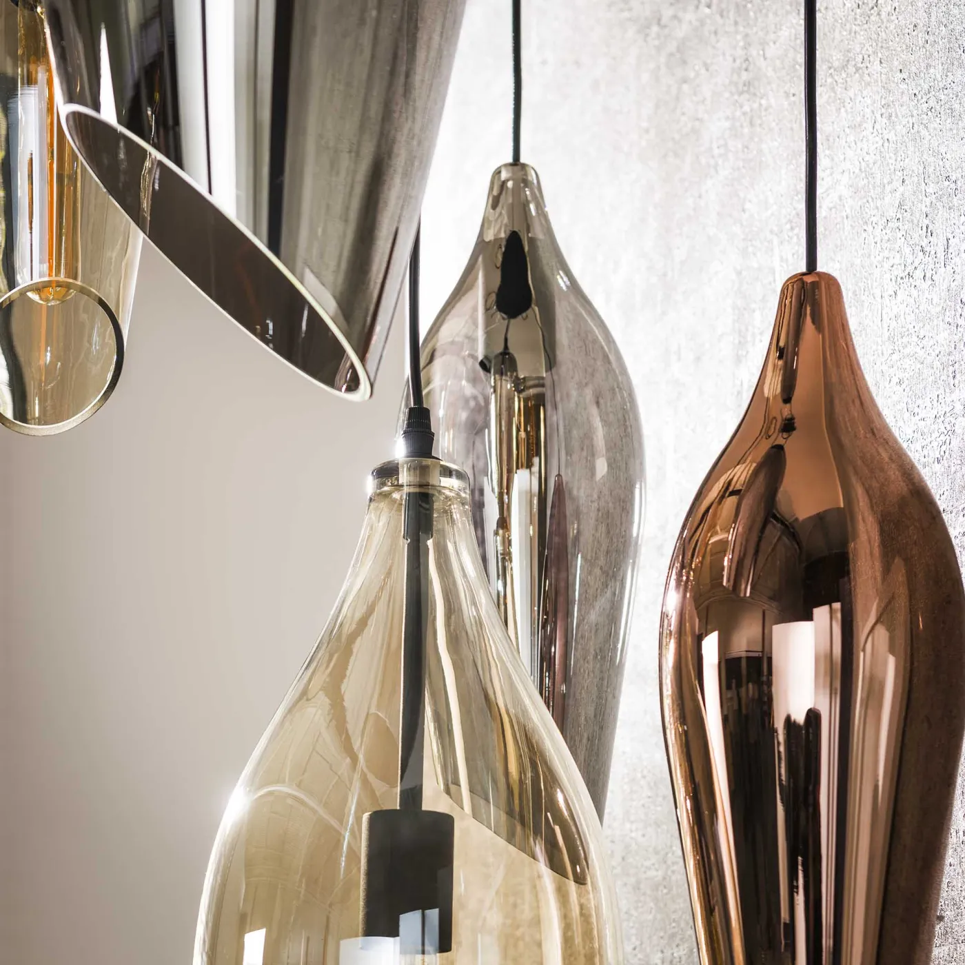 Hängelampe Mayu | 5 Leuchten | Glas | Bernstein / Chrom / Kupfer