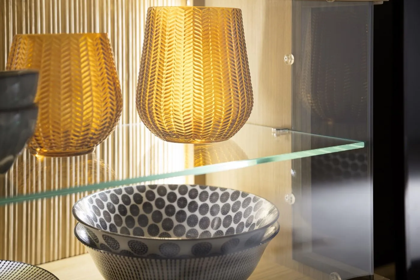 Highboard Salvador klein | Balkeneiche Bianco | mit 2er Set LED Beleuchtung 30 cm