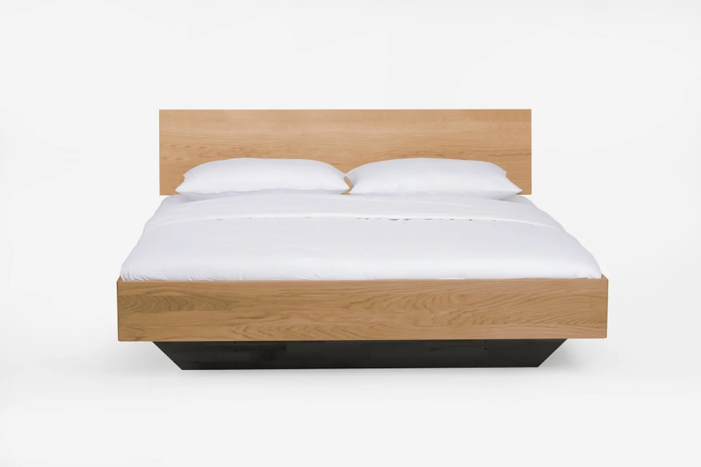 Holzbett massiv Clover | Wildeiche Honig geölt | 180x210