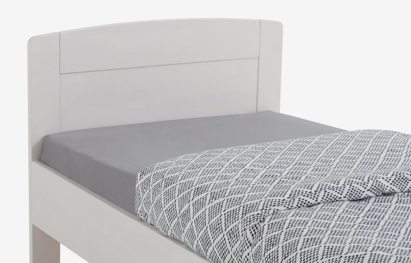 Holzbett massiv Jasmine | Buche weiß lackiert | 120x190 | mit Fußteil