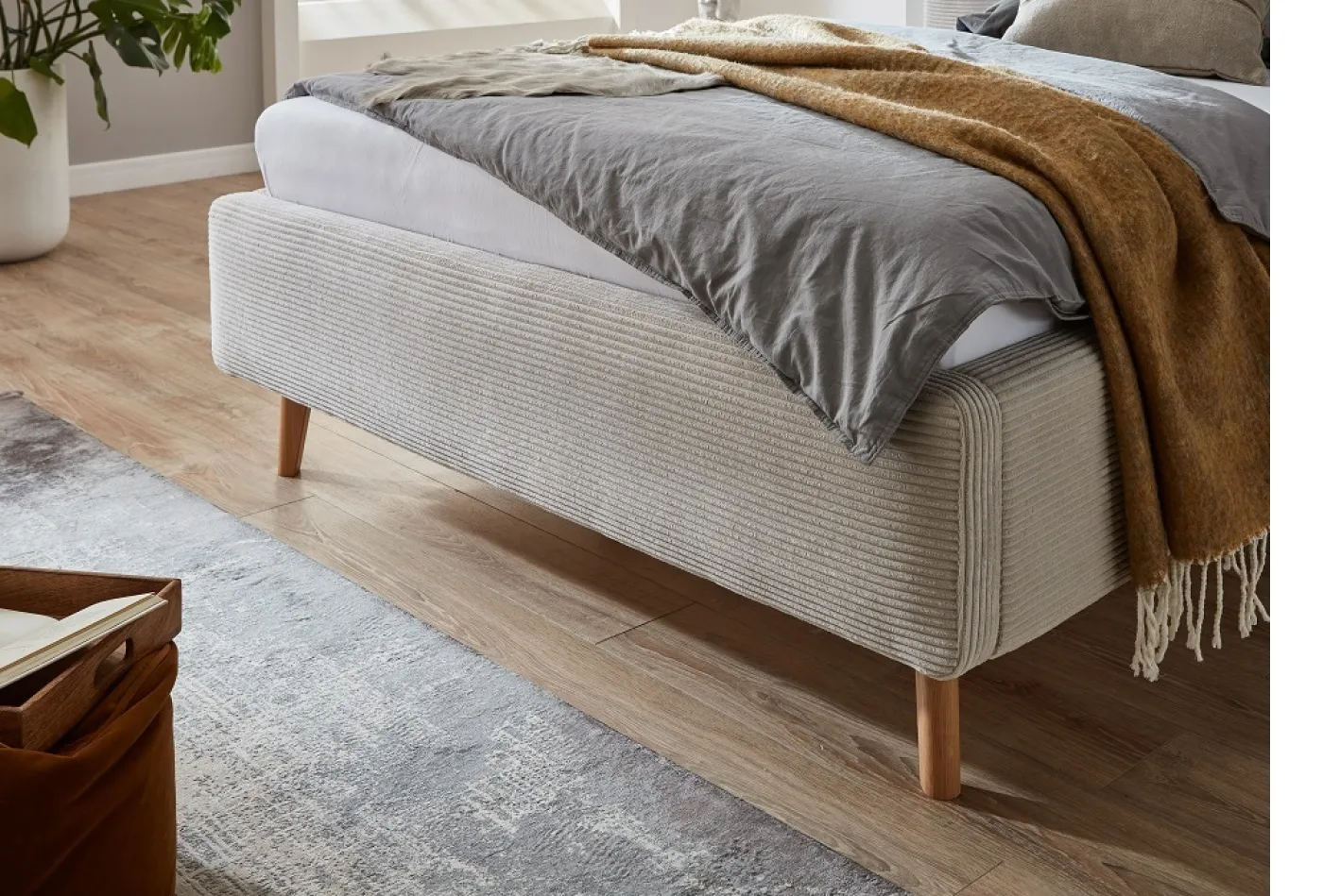 Polsterbett Mattis Cord | beige | 160 x 200 cm | mit Lattenrost & Bettkasten