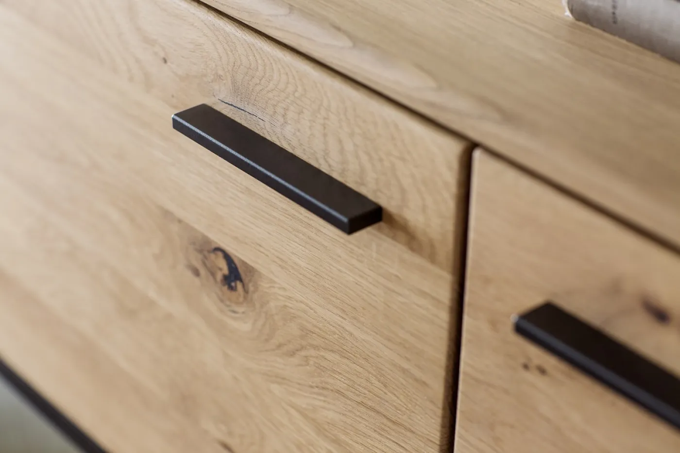 Sideboard Portland | Asteiche Bianco | mit 2-er set LED Band 45 cm
