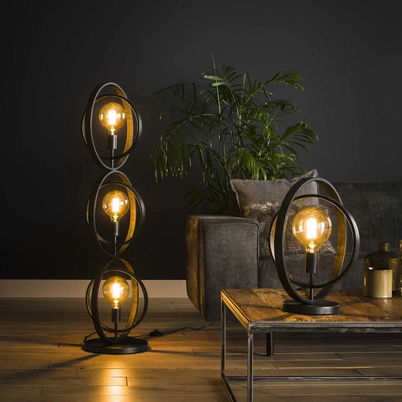 Stehleuchte Vejin 4 Lampen | Metallringe | Charcoal grau