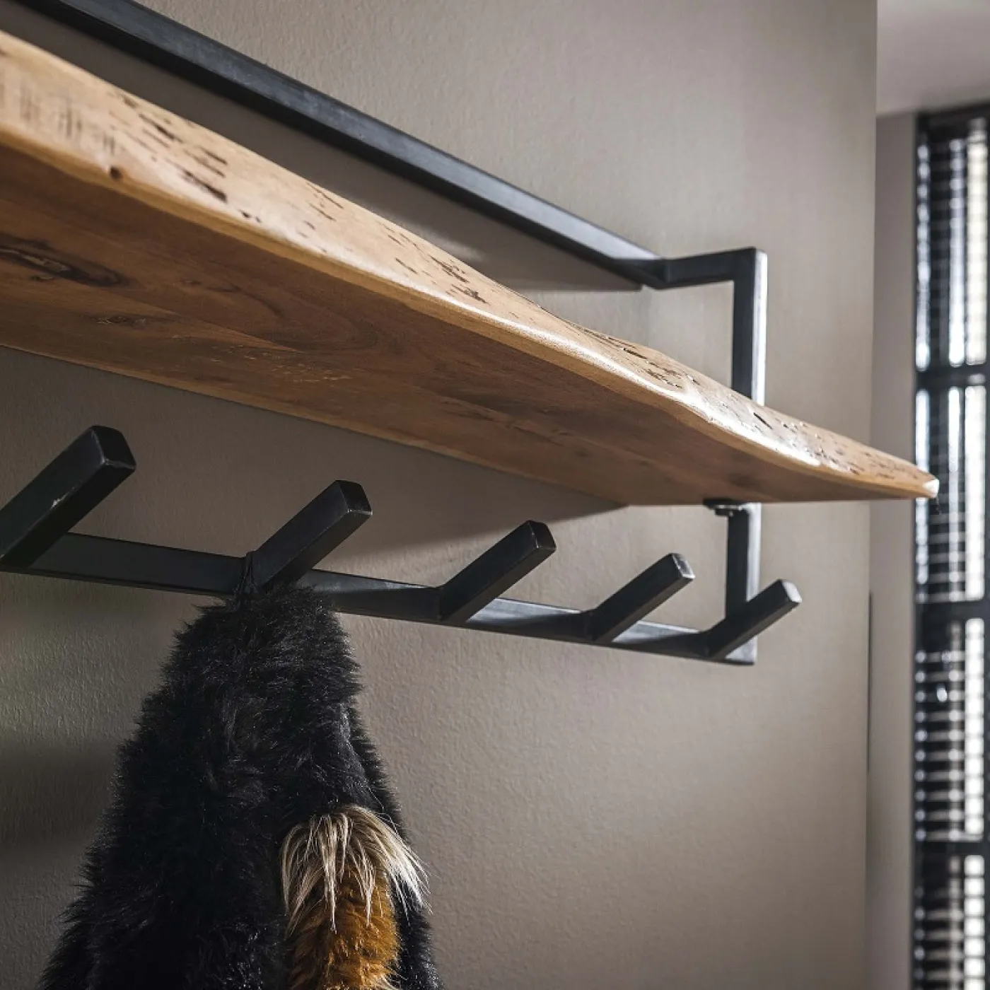 Wandgarderobe Garderobenpaneel Shani 6 Haken | Akazie massiv | natur