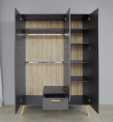 Kleiderschrank Mats | grau matt / Buche massiv 3-türig skandinavisch